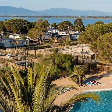 Hotel 401 Emplacement Prestige Au Mar Estang 4 Etoiles